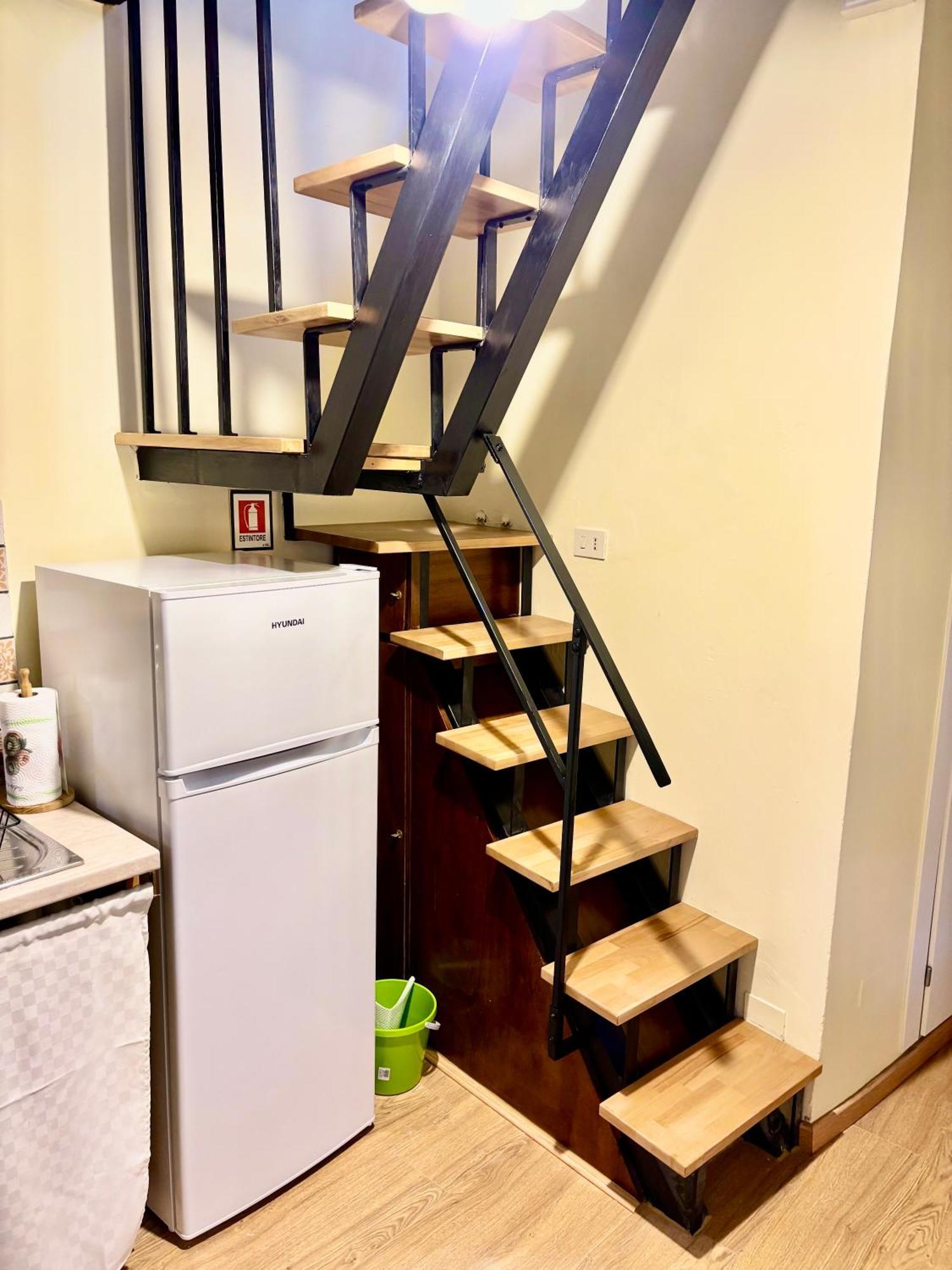 Red House Apartment Губио Екстериор снимка